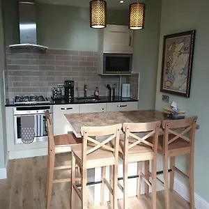 Murrayfield Spacious 2-bedroom Edinburgh